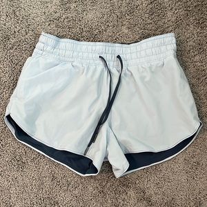 Reversible Lululemon shorts size 6